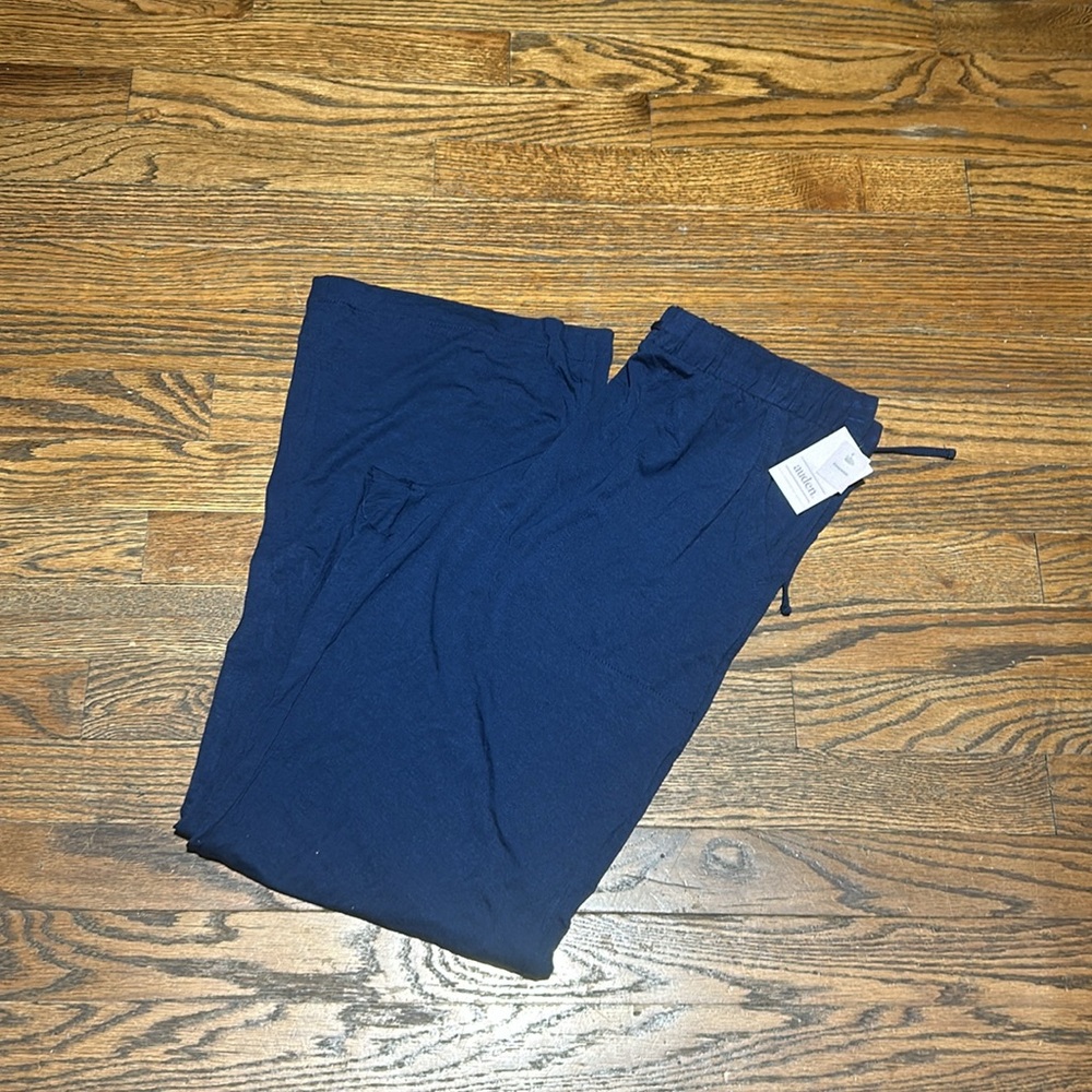 New Lounge Pants - Picture 6 of 8